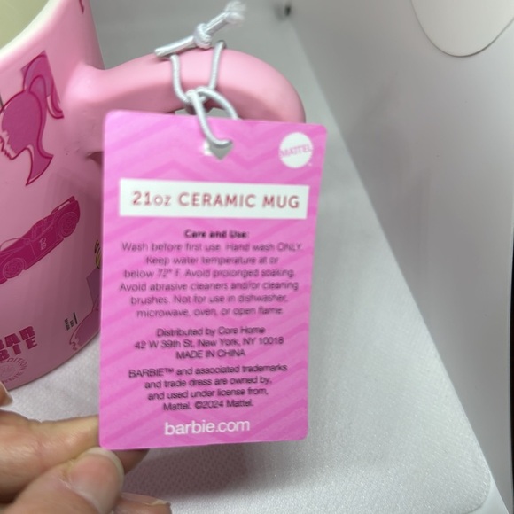 Barbie California Classic  Dream Mug 21 oz Pink - Picture 9 of 12